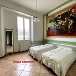 Casa Al Campanile Terrace, Leonardoshome *