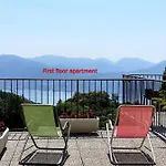 Casa Al Campanile Terrace, Leonardoshome * Trarego