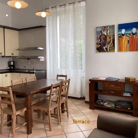 Casa Al Campanile Terrace, Leonardoshome شقة *