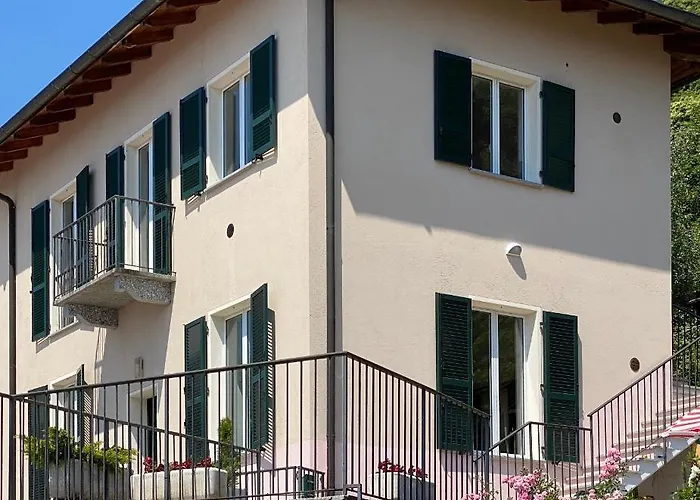 Апартаменты Casa Al Campanile Terrace, Leonardoshome Trarego