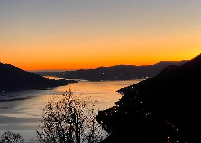 Casa Al Campanile Terrace, Leonardoshome Trarego