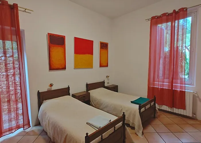 Апартаменты Casa Al Campanile Terrace, Leonardoshome Trarego